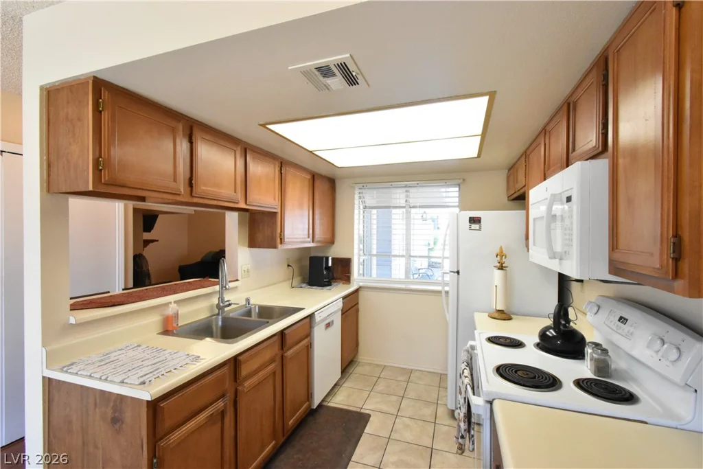 5851 Medallion, Las Vegas, NV 89122