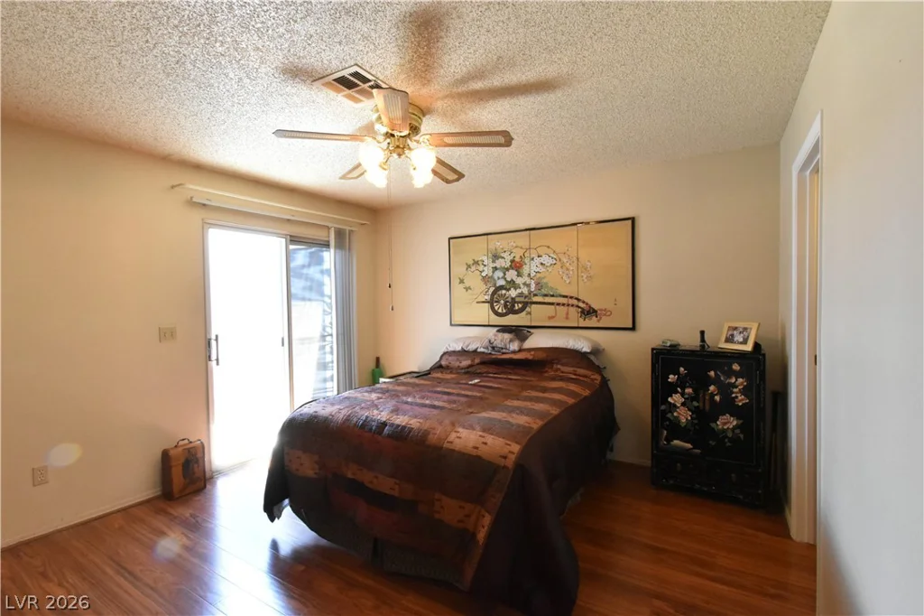 5851 Medallion, Las Vegas, NV 89122