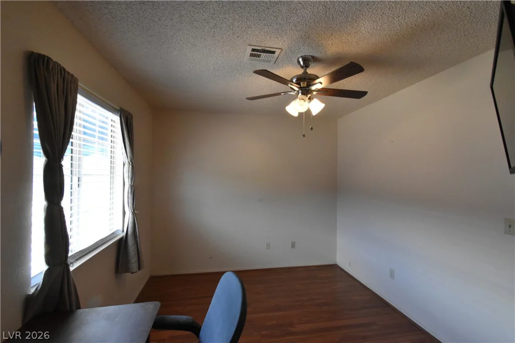 5851 Medallion, Las Vegas, NV 89122