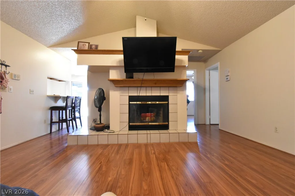 5851 Medallion, Las Vegas, NV 89122