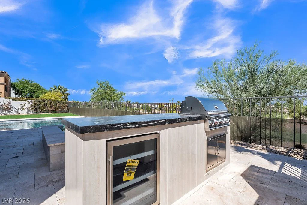 2690 Grassy Spring, Las Vegas, NV 89135