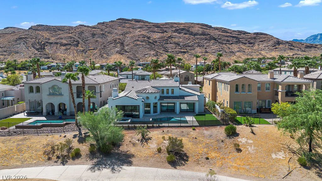 2690 Grassy Spring, Las Vegas, NV 89135