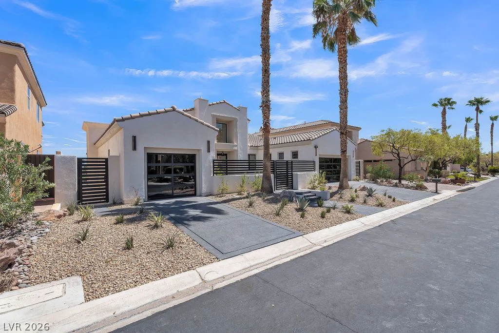 2690 Grassy Spring, Las Vegas, NV 89135