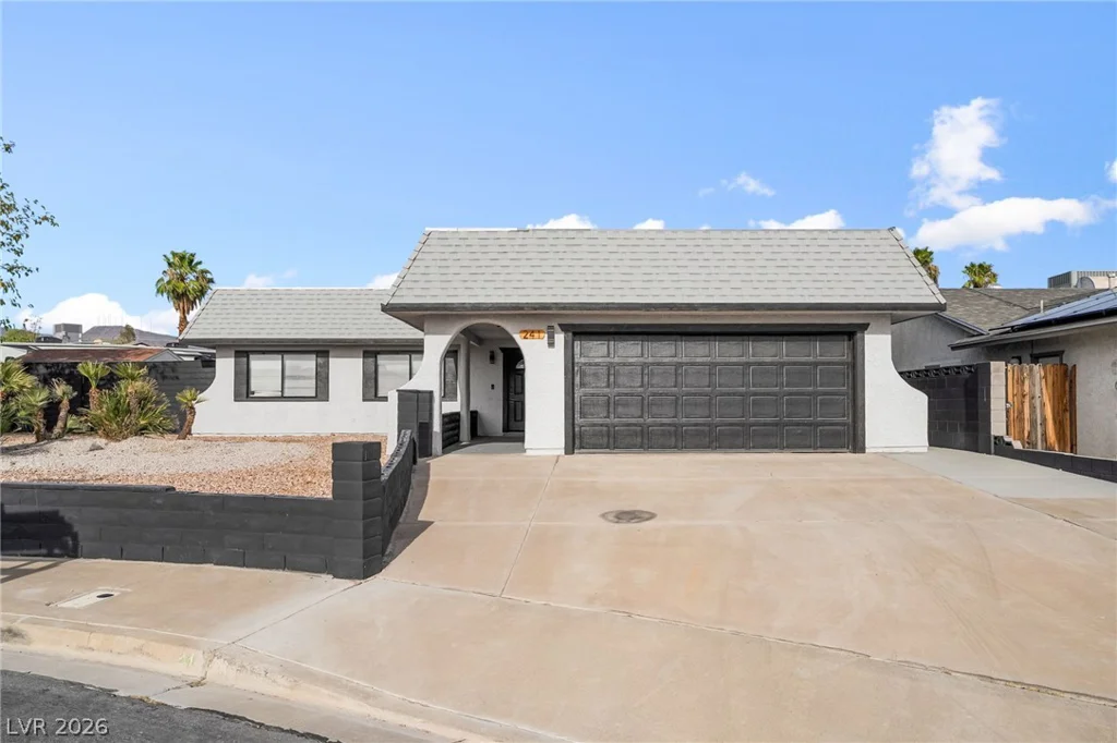 241 Princess Ann, Henderson, NV 89015