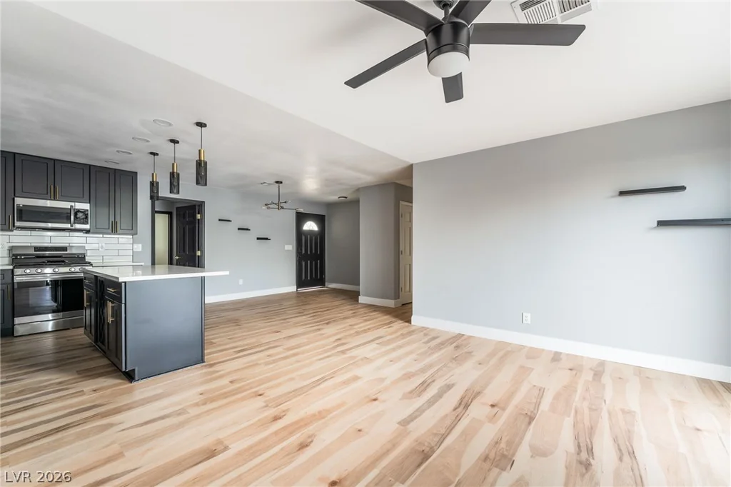 241 Princess Ann, Henderson, NV 89015