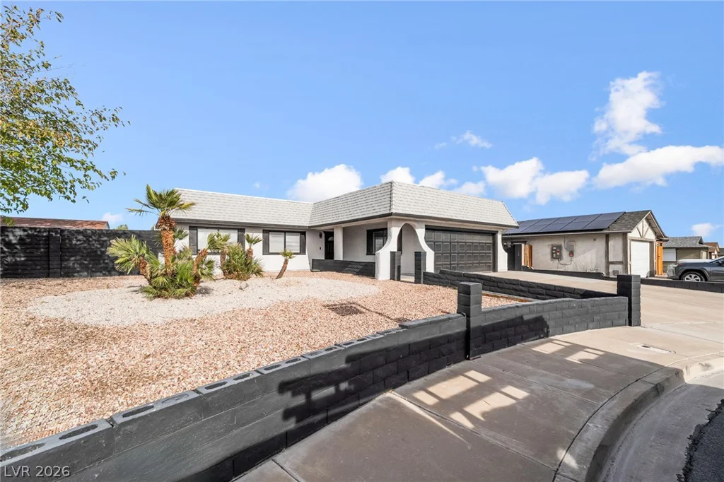 241 Princess Ann, Henderson, NV 89015