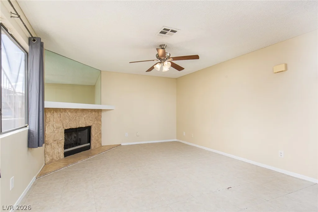 1001 Falconhead, Las Vegas, NV 89128