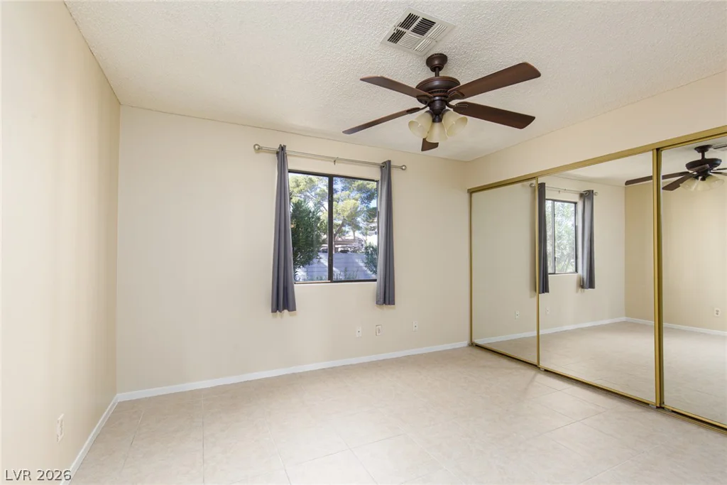 1001 Falconhead, Las Vegas, NV 89128