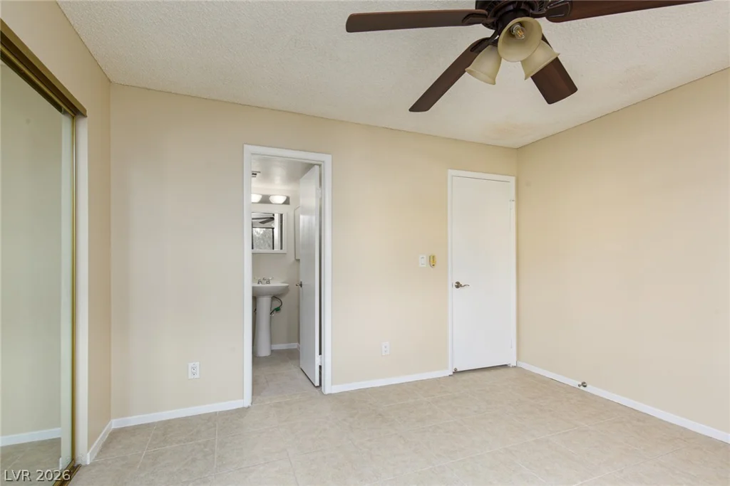 1001 Falconhead, Las Vegas, NV 89128