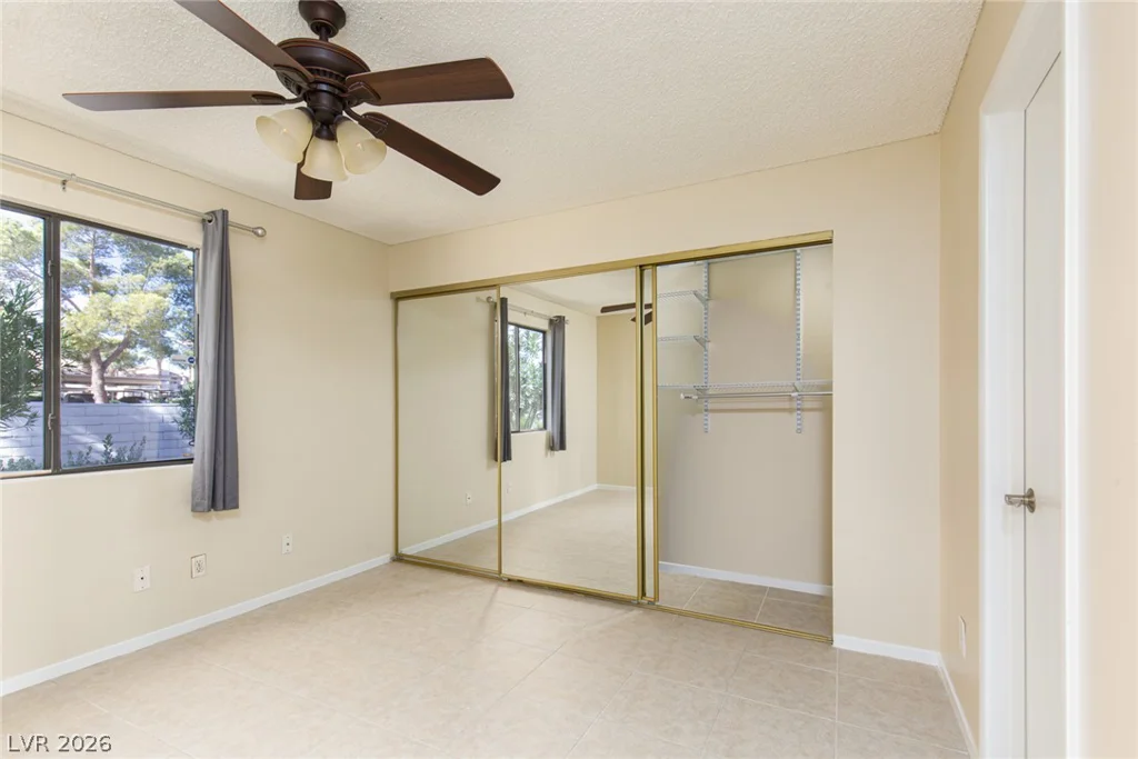 1001 Falconhead, Las Vegas, NV 89128