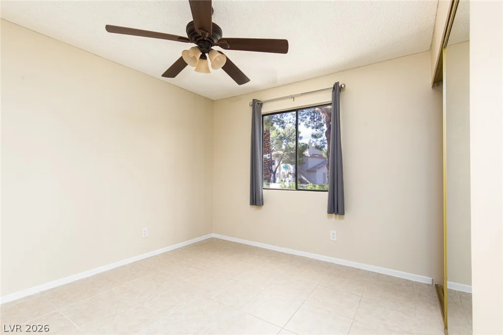 1001 Falconhead, Las Vegas, NV 89128