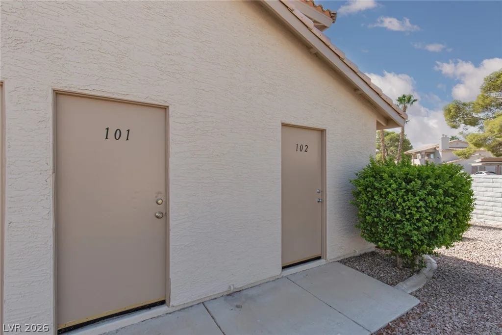 1001 Falconhead, Las Vegas, NV 89128