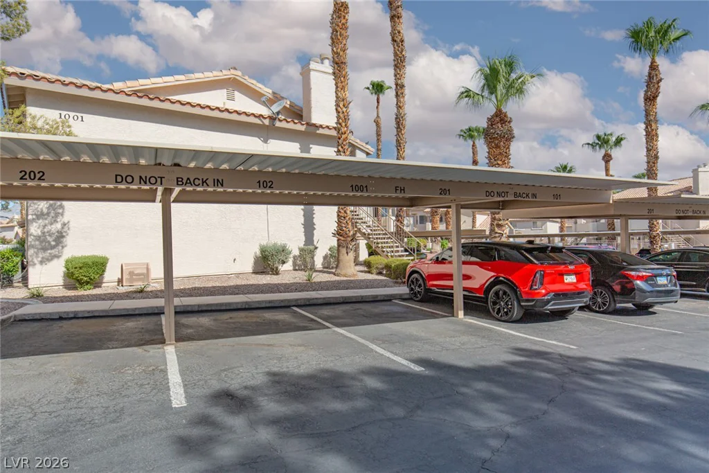 1001 Falconhead, Las Vegas, NV 89128