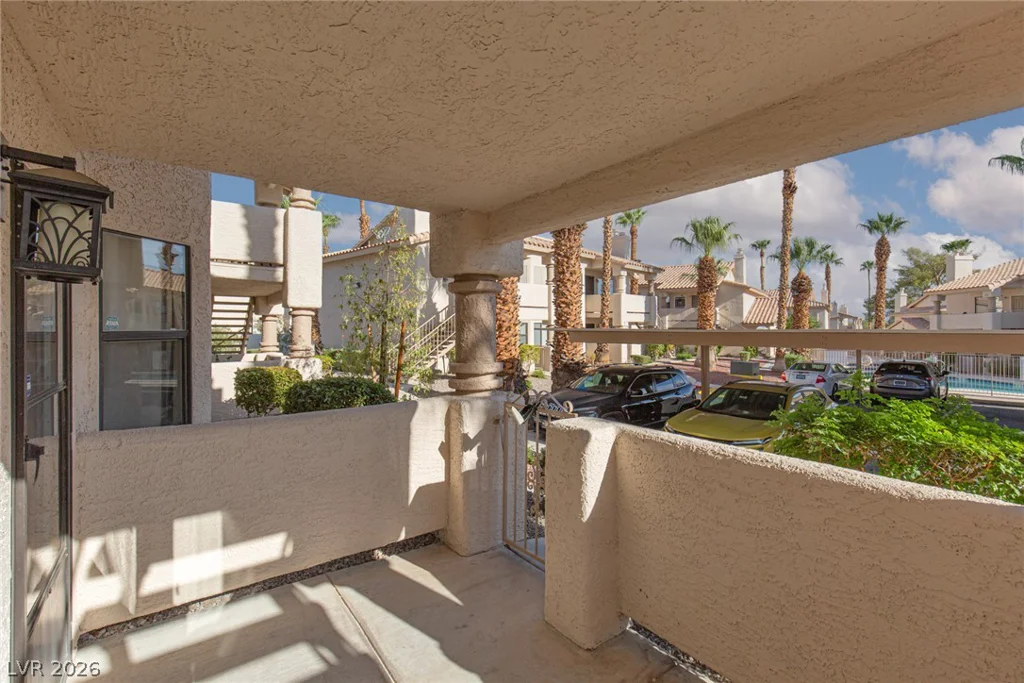 1001 Falconhead, Las Vegas, NV 89128