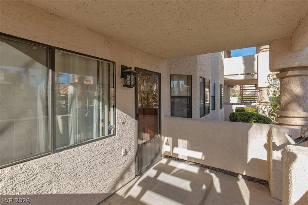 1001 Falconhead, Las Vegas, NV 89128
