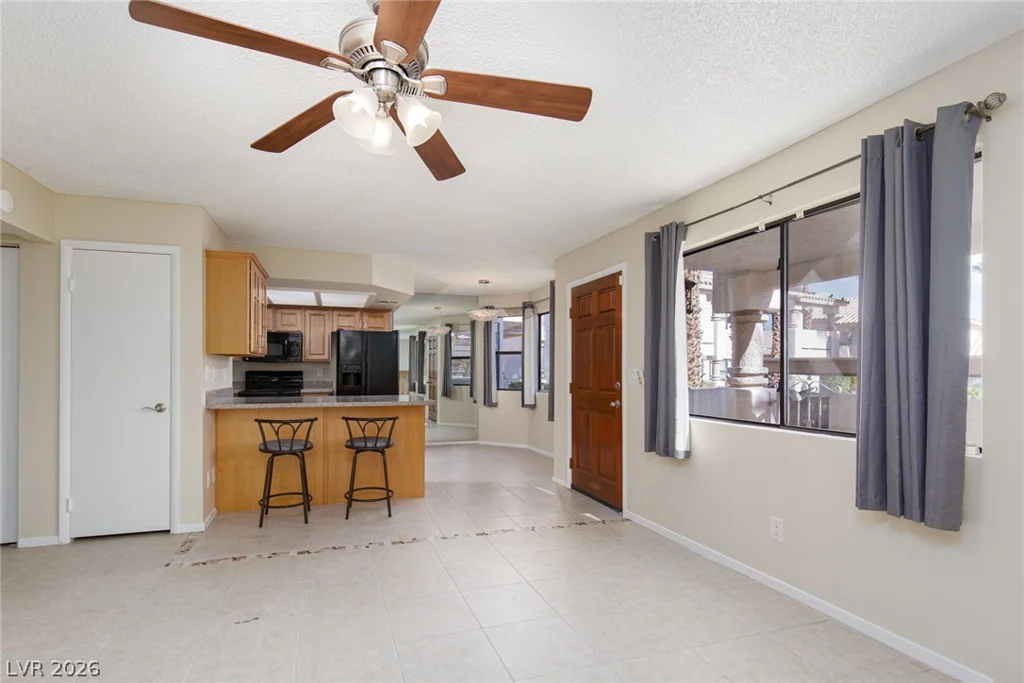 1001 Falconhead, Las Vegas, NV 89128