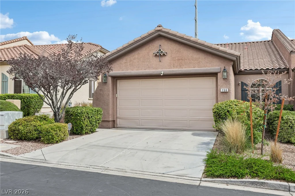 156 Pioneer Peak, Las Vegas, NV 89138