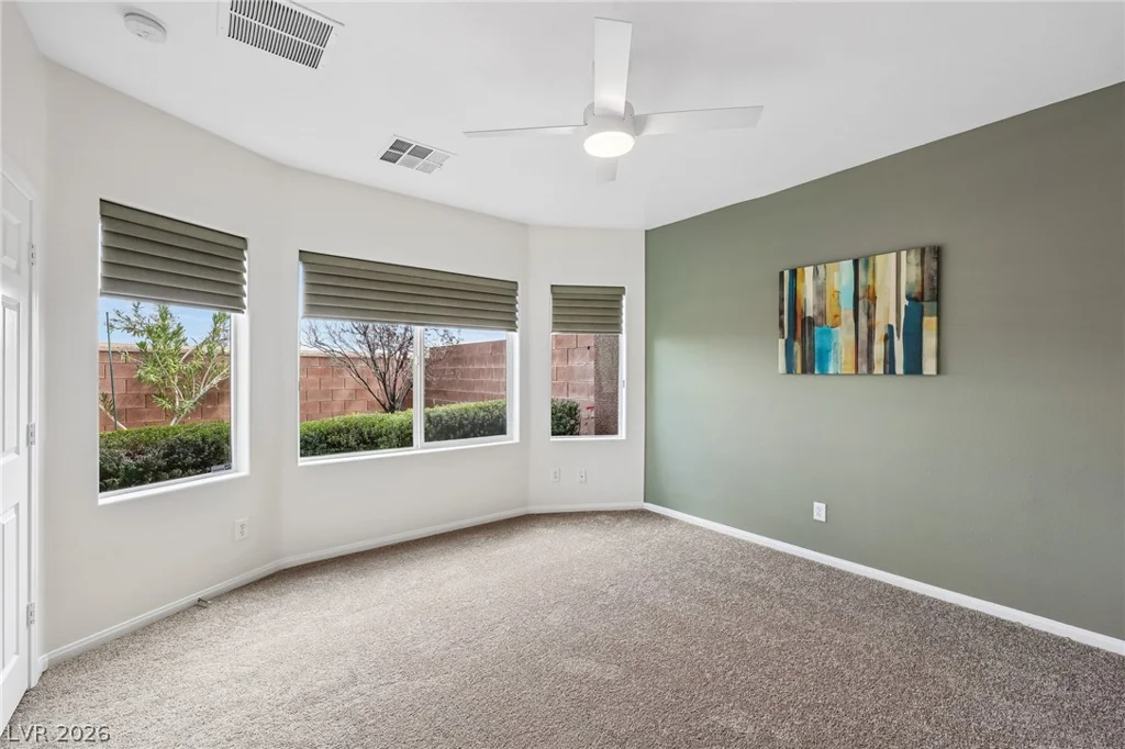156 Pioneer Peak, Las Vegas, NV 89138