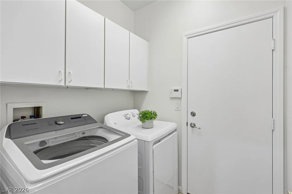 156 Pioneer Peak, Las Vegas, NV 89138