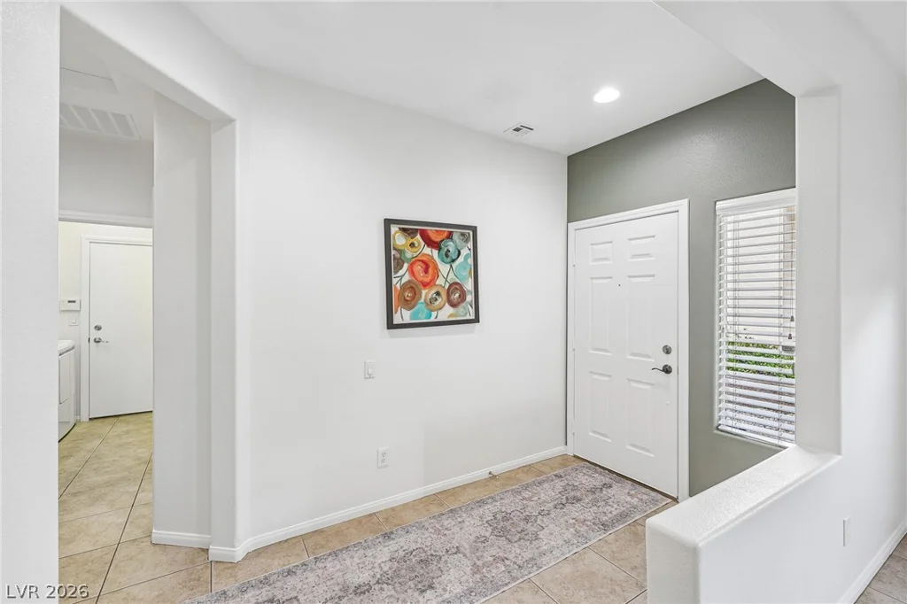 156 Pioneer Peak, Las Vegas, NV 89138