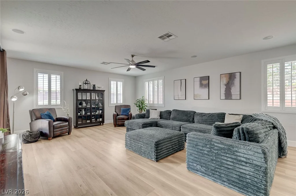 7317 Great Dover, Las Vegas, NV 89166