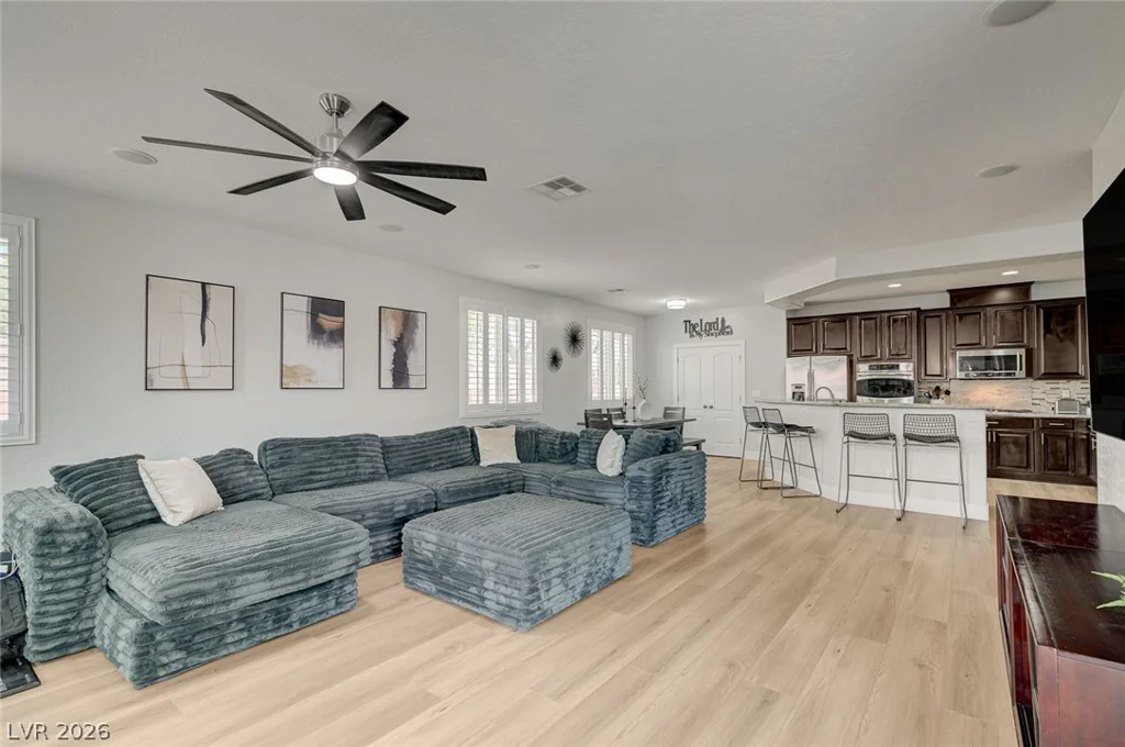 7317 Great Dover, Las Vegas, NV 89166