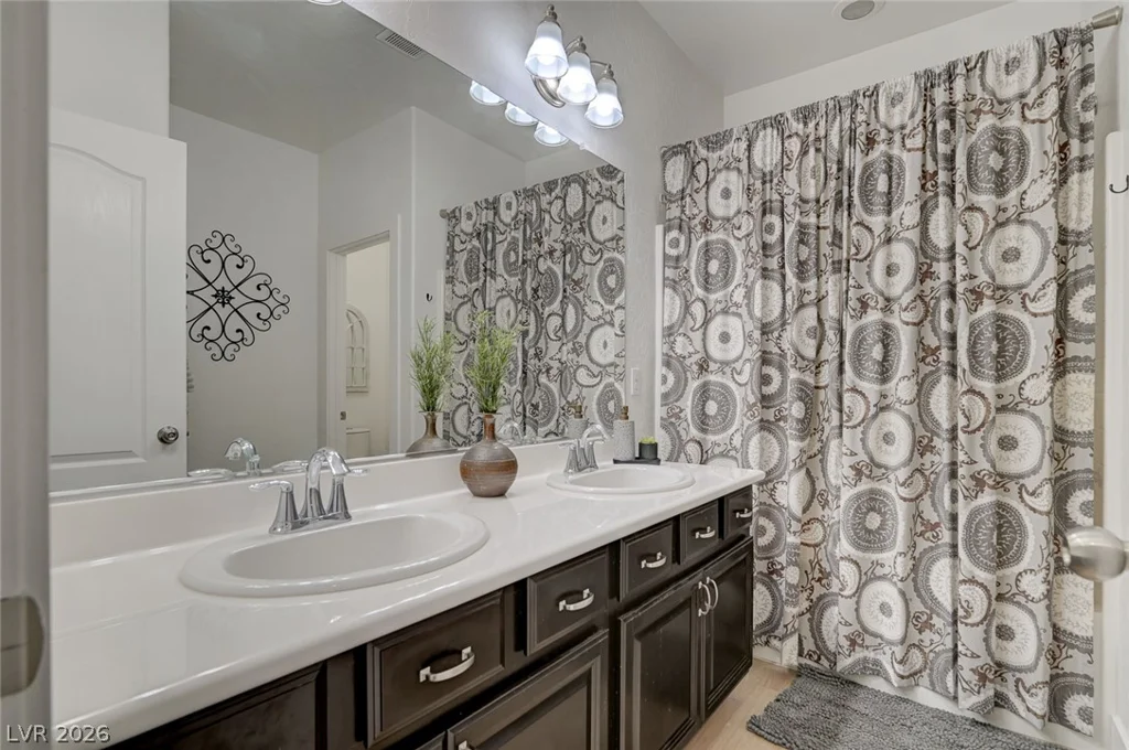 7317 Great Dover, Las Vegas, NV 89166