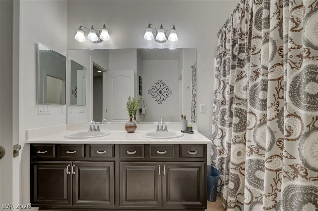 7317 Great Dover, Las Vegas, NV 89166