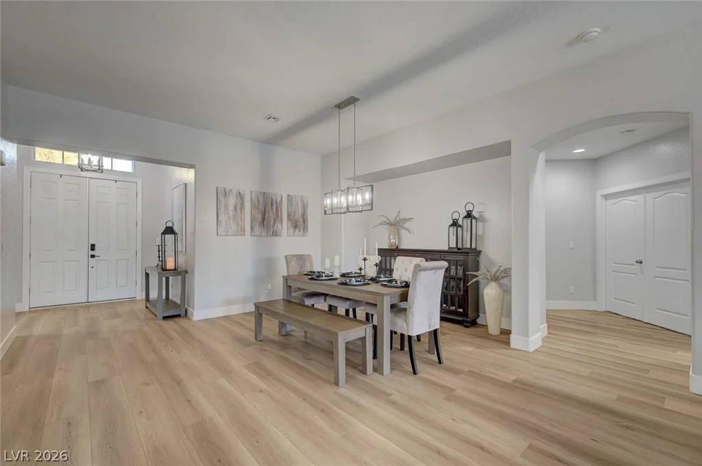 7317 Great Dover, Las Vegas, NV 89166