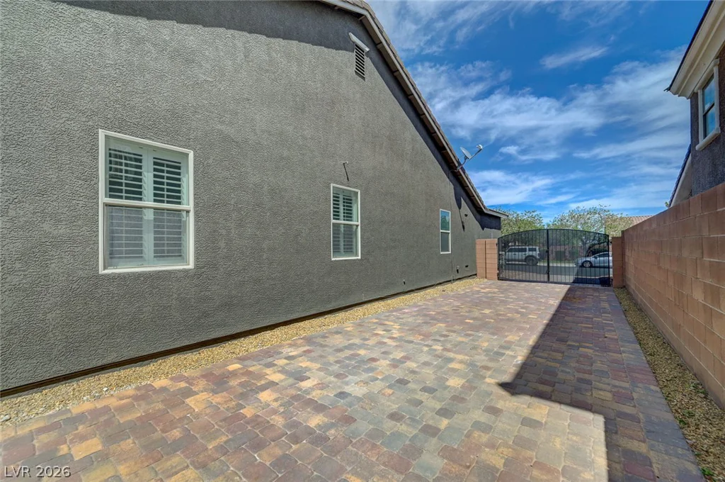 7317 Great Dover, Las Vegas, NV 89166