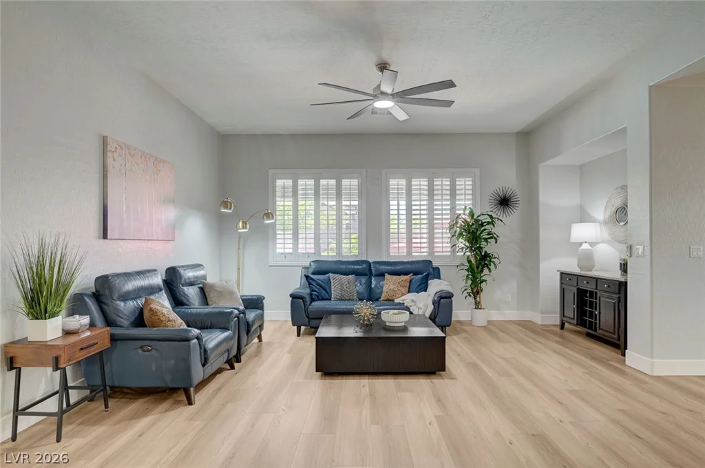 7317 Great Dover, Las Vegas, NV 89166