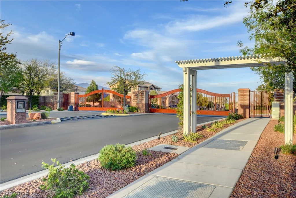 7317 Great Dover, Las Vegas, NV 89166