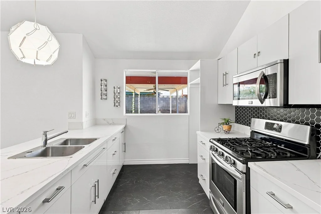 532 Crony, Henderson, NV 89011