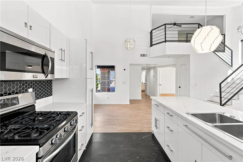 532 Crony, Henderson, NV 89011