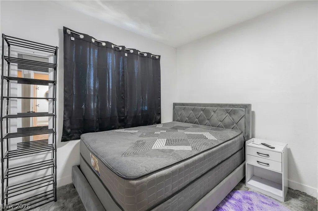 6320 Bristol, Las Vegas, NV 89107