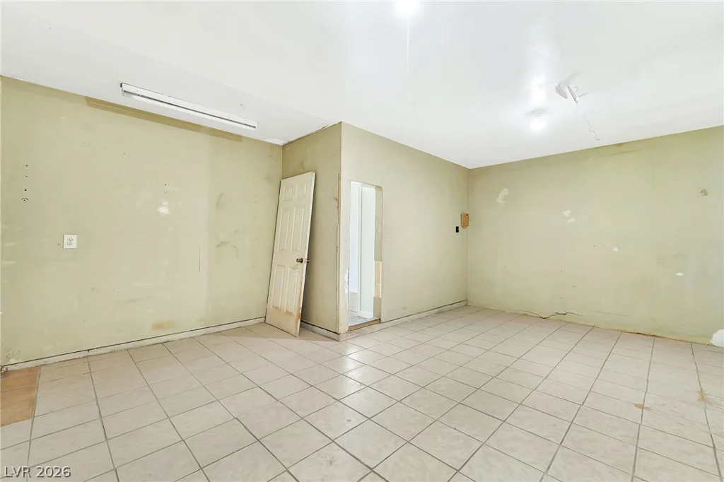 4672 Rita, Las Vegas, NV 89121