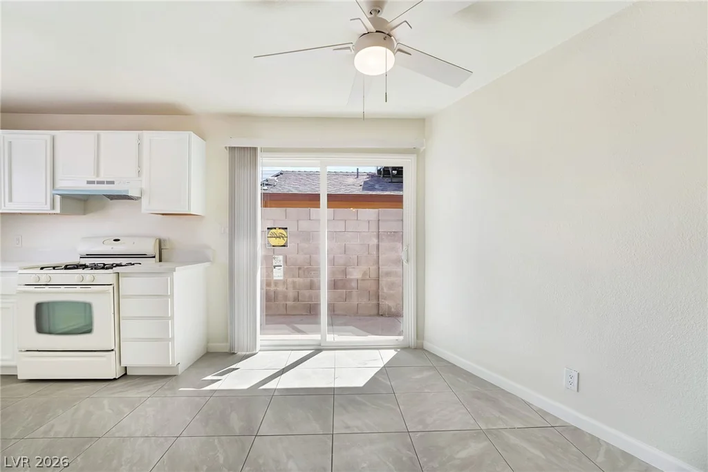 4672 Rita, Las Vegas, NV 89121
