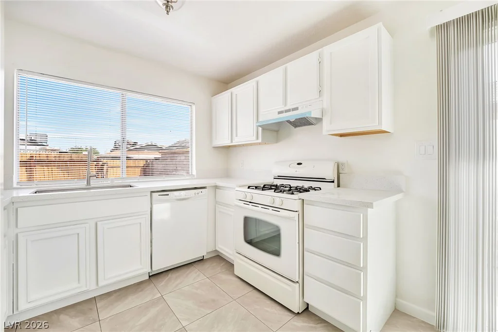4672 Rita, Las Vegas, NV 89121