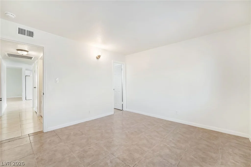 4672 Rita, Las Vegas, NV 89121