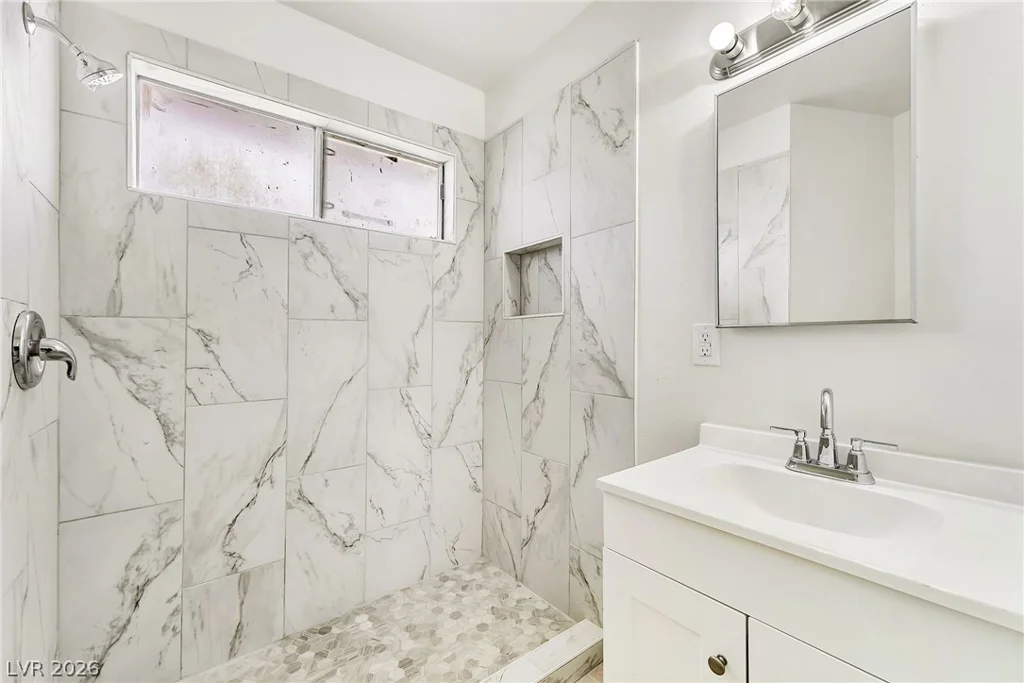 4672 Rita, Las Vegas, NV 89121