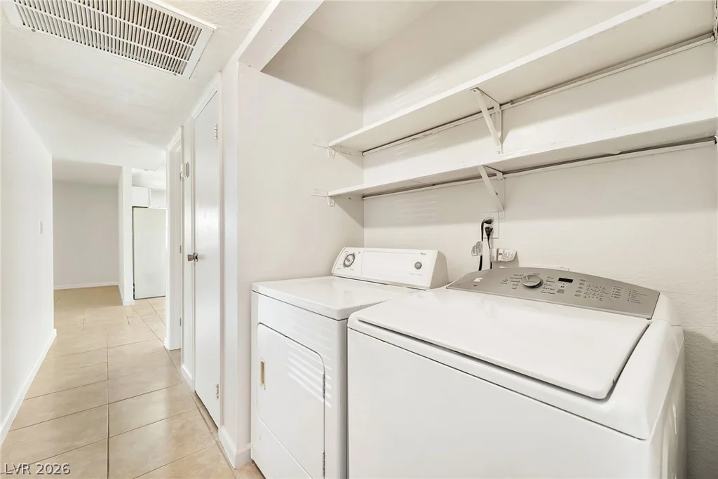 4672 Rita, Las Vegas, NV 89121