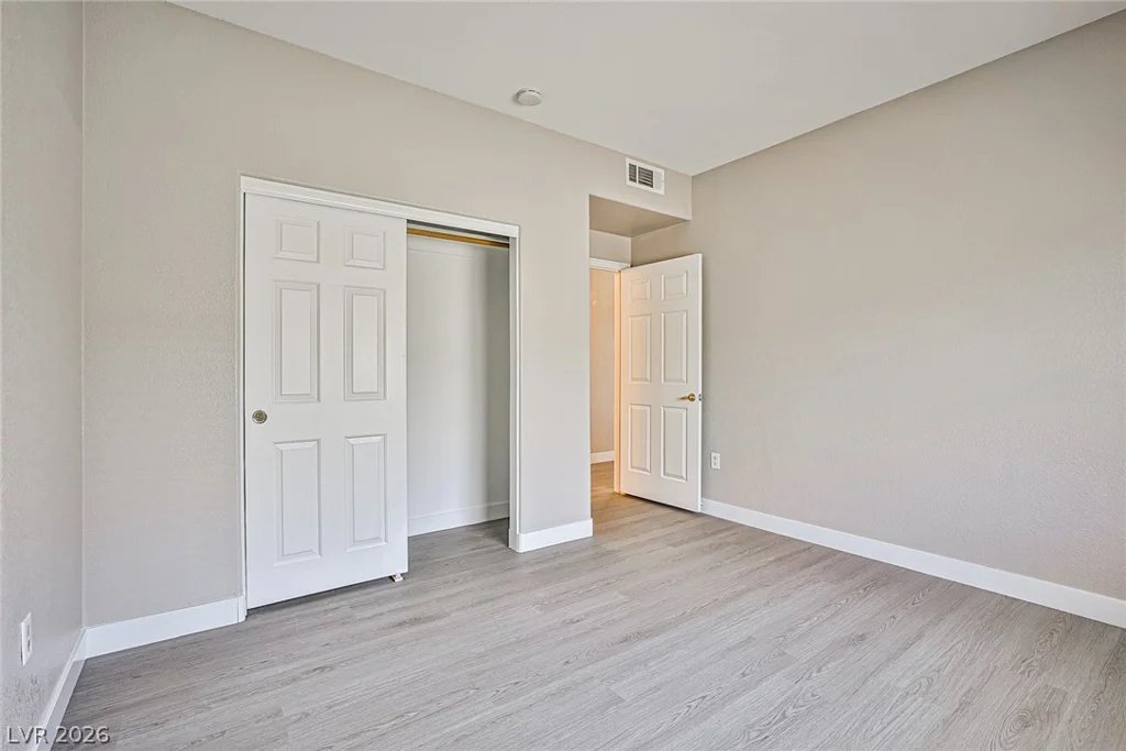 2101 Black Island, Las Vegas, NV 89128