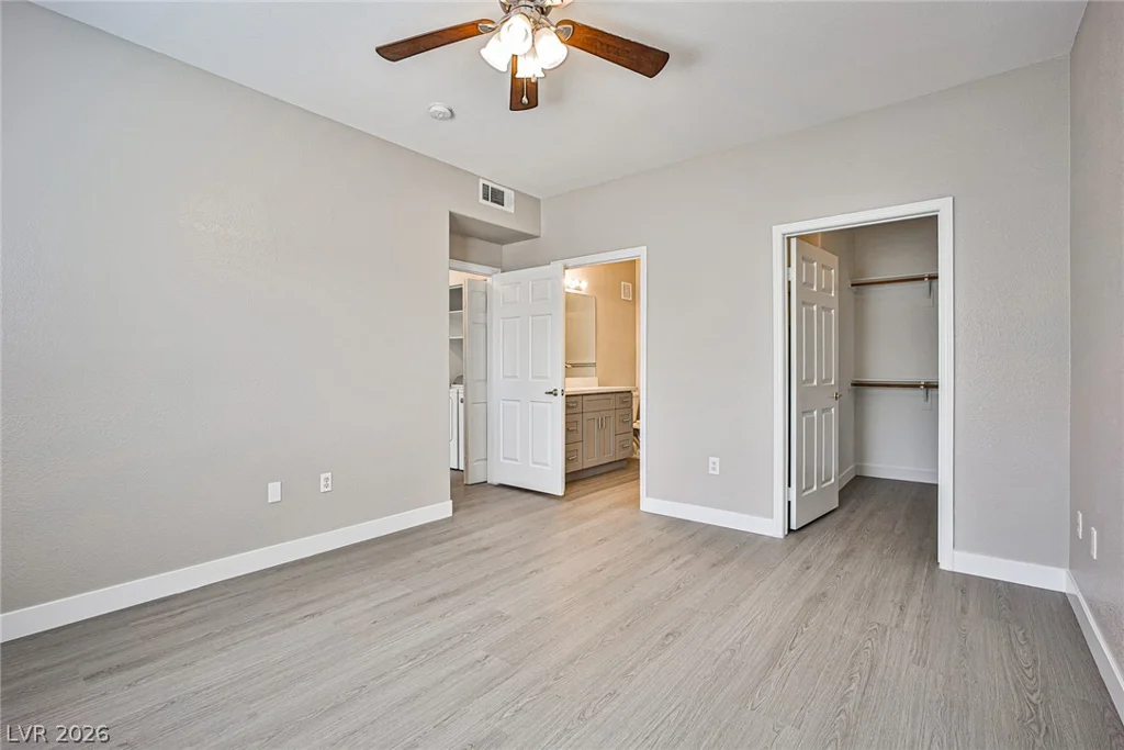 2101 Black Island, Las Vegas, NV 89128