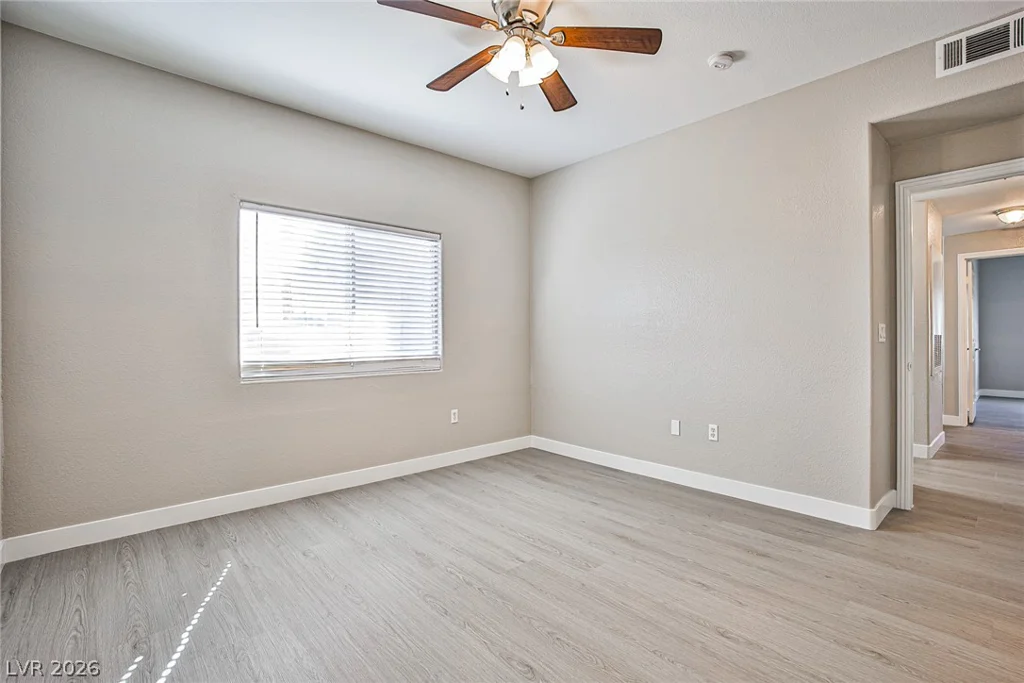 2101 Black Island, Las Vegas, NV 89128