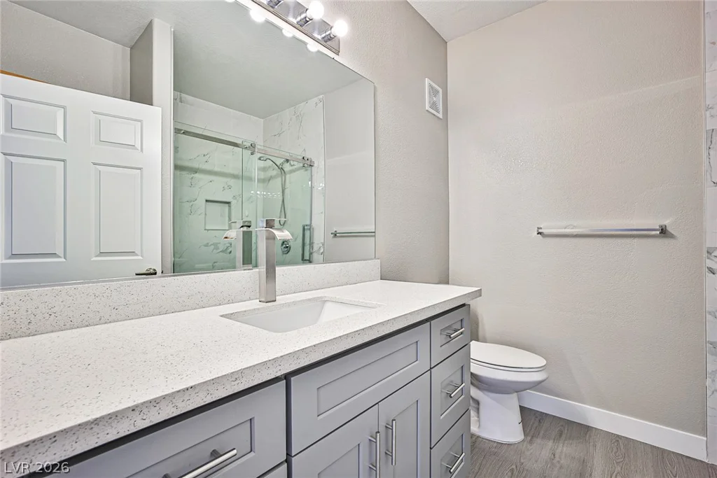 2101 Black Island, Las Vegas, NV 89128