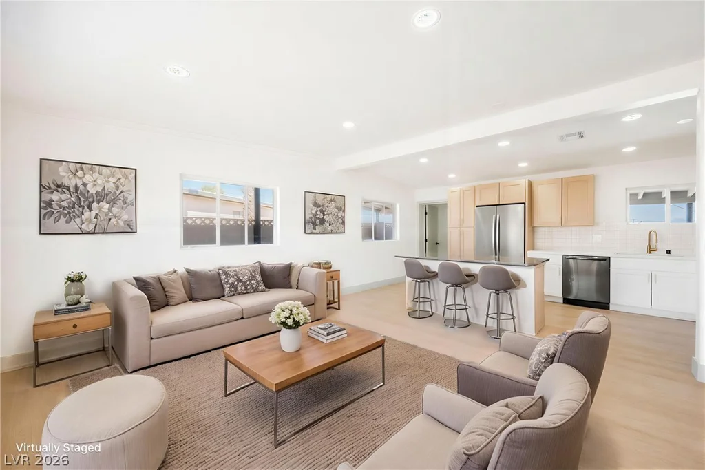 1124 Nassau, Las Vegas, NV 89108