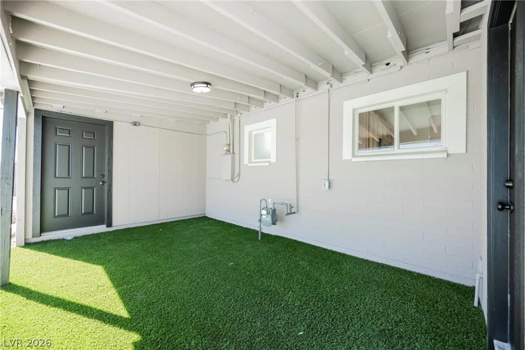 1124 Nassau, Las Vegas, NV 89108
