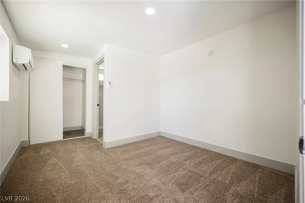 1124 Nassau, Las Vegas, NV 89108