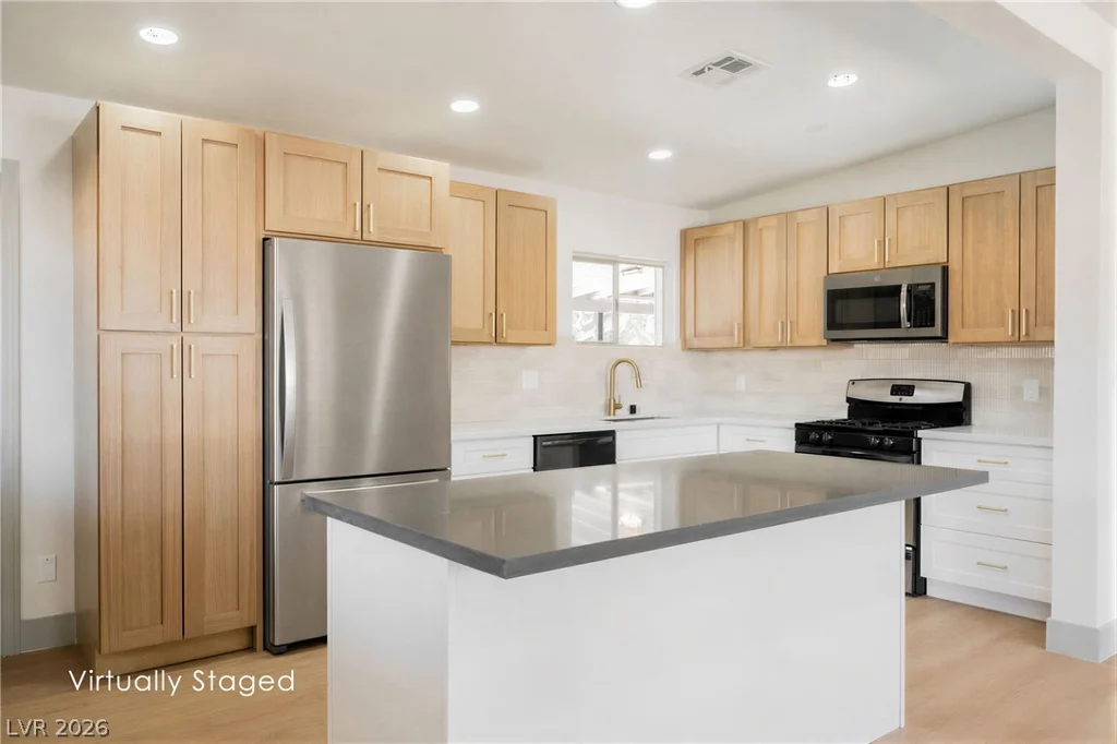 1124 Nassau, Las Vegas, NV 89108