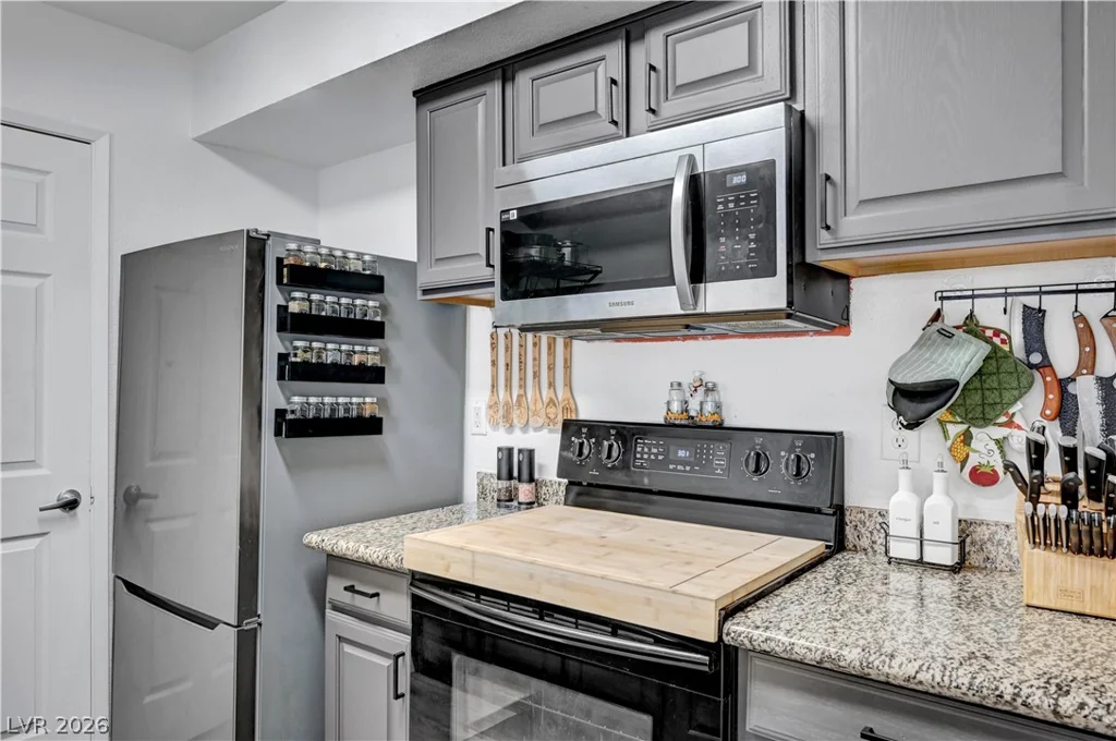 6800 Lake Mead, Las Vegas, NV 89156
